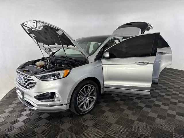 Used 2019 Silver Ford Titanium image 12