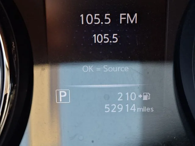 Used 2017 Gray Nissan S image 14
