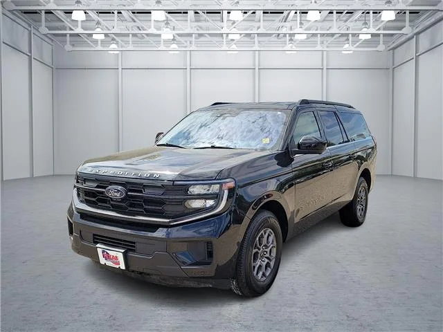Used 2025 Agate Black Metallic Ford Active 4x2 image 1