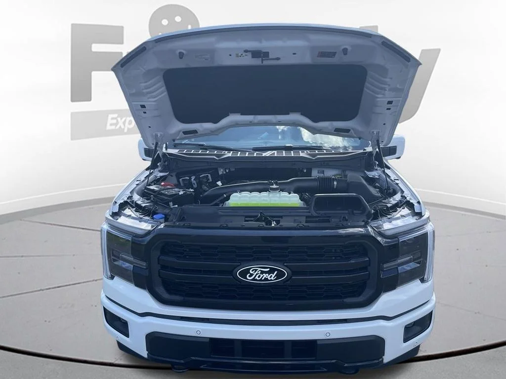 New 2026 Star White Metallic Tri-Coat Ford Lariat® image 34