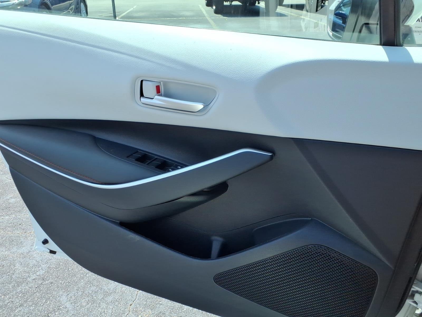 Used 2024 Ice Cap Toyota SE image 25