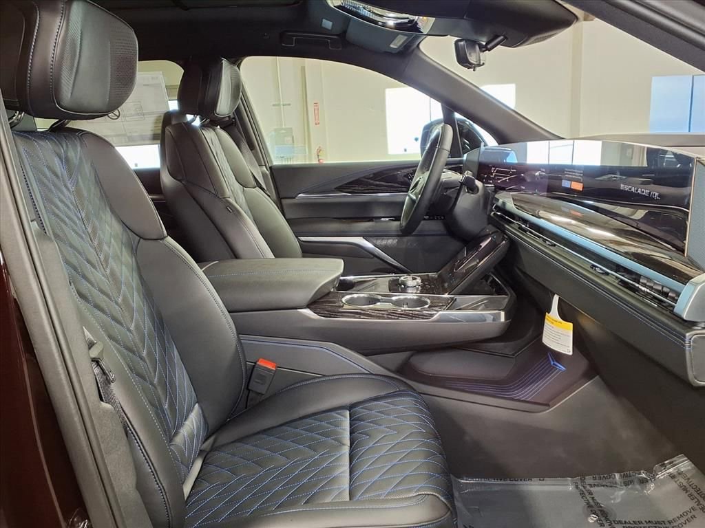 2026 Cadillac Escalade IQL Luxury - Photo 6