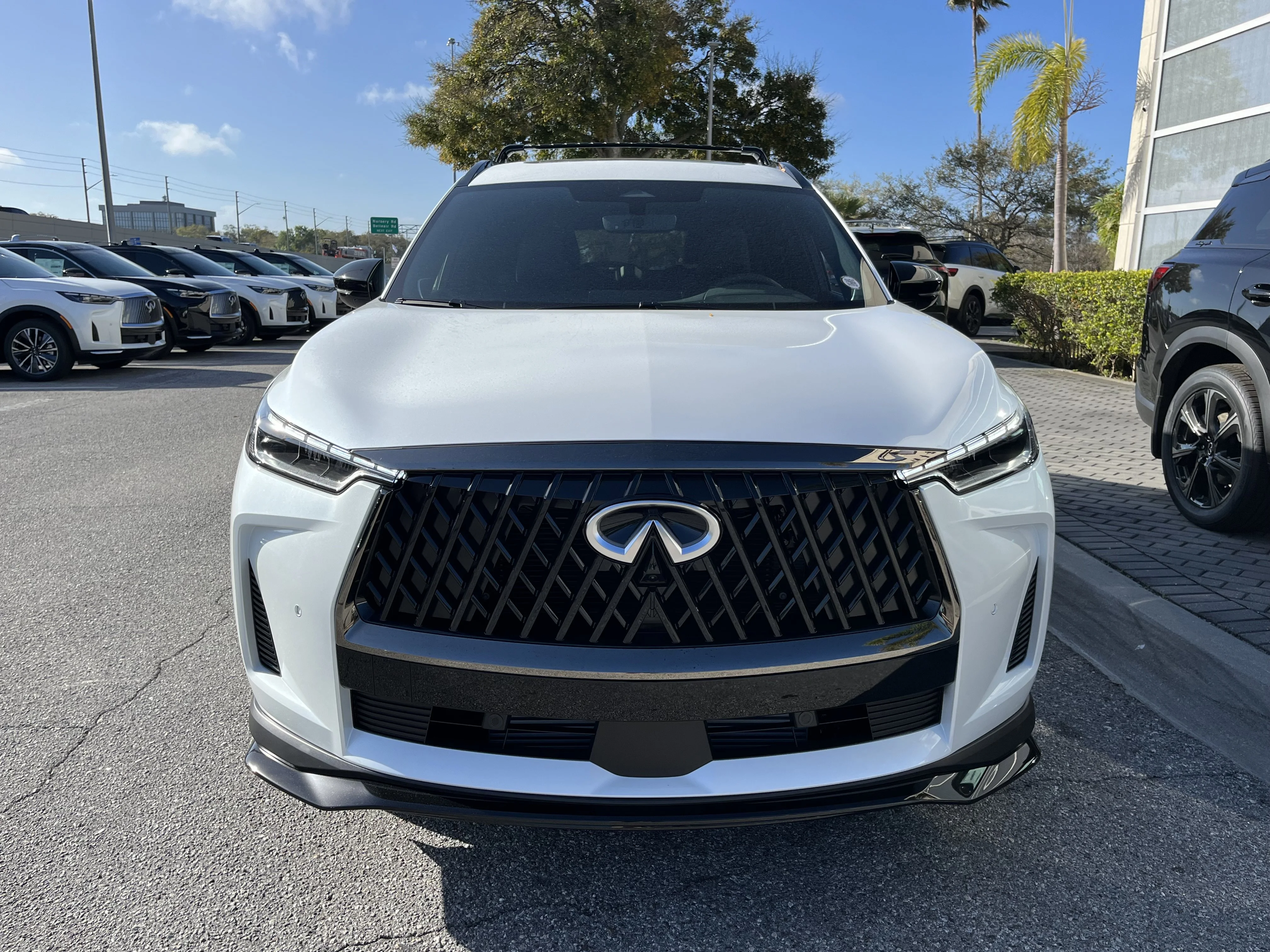 New 2026 Radiant White INFINITI SPORT image 9