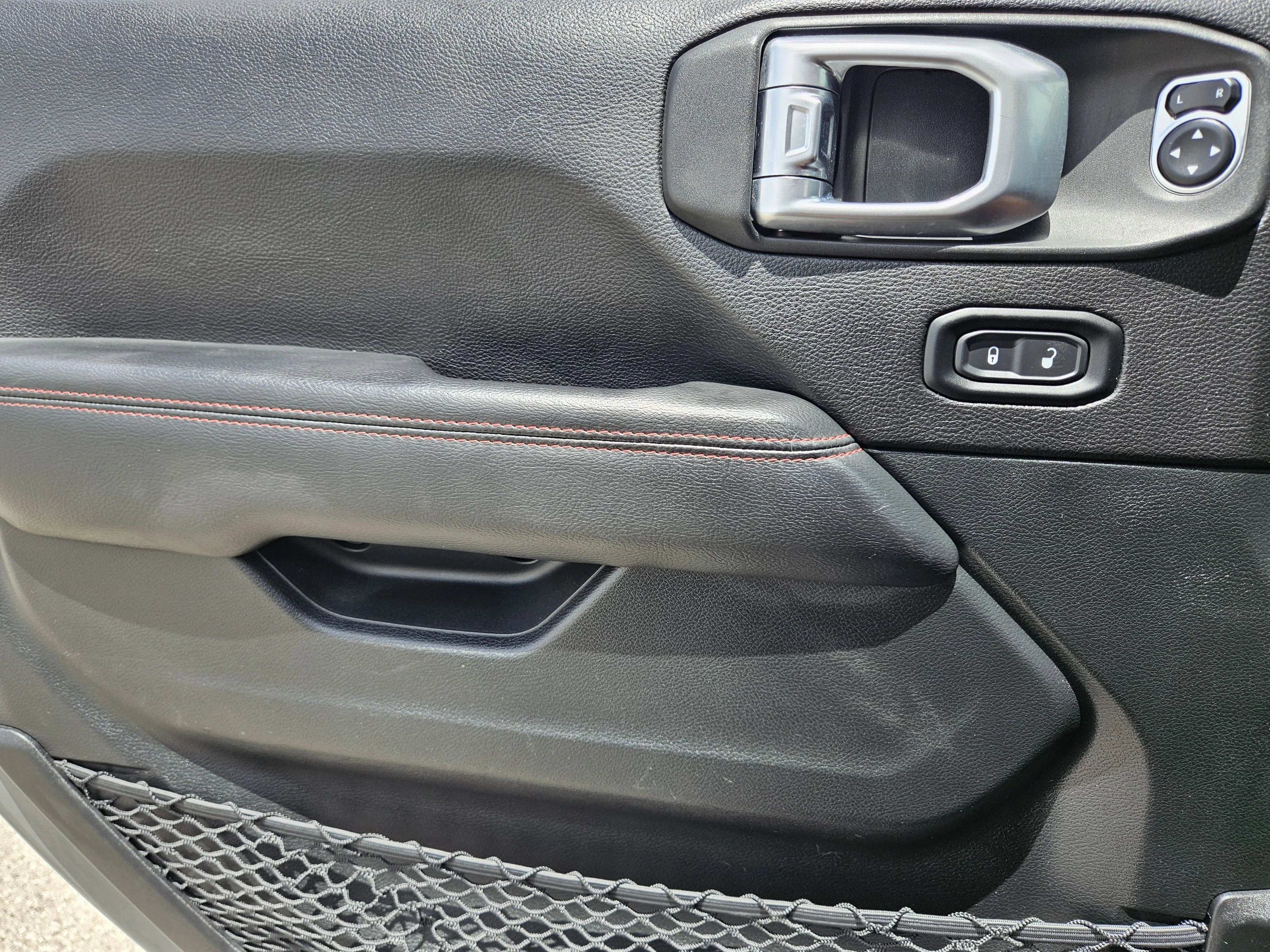 Used 2019 Sting-Gray Clearcoat Jeep Unlimited Rubicon image 22