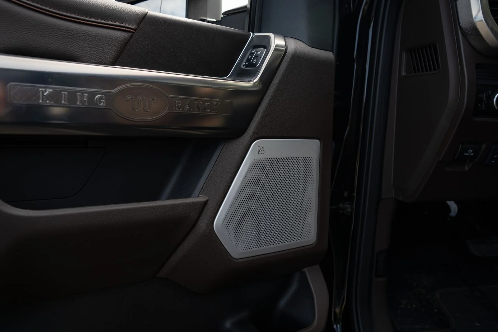 New 2026 Agate Black Metallic Ford F-250® King Ranch® image 36