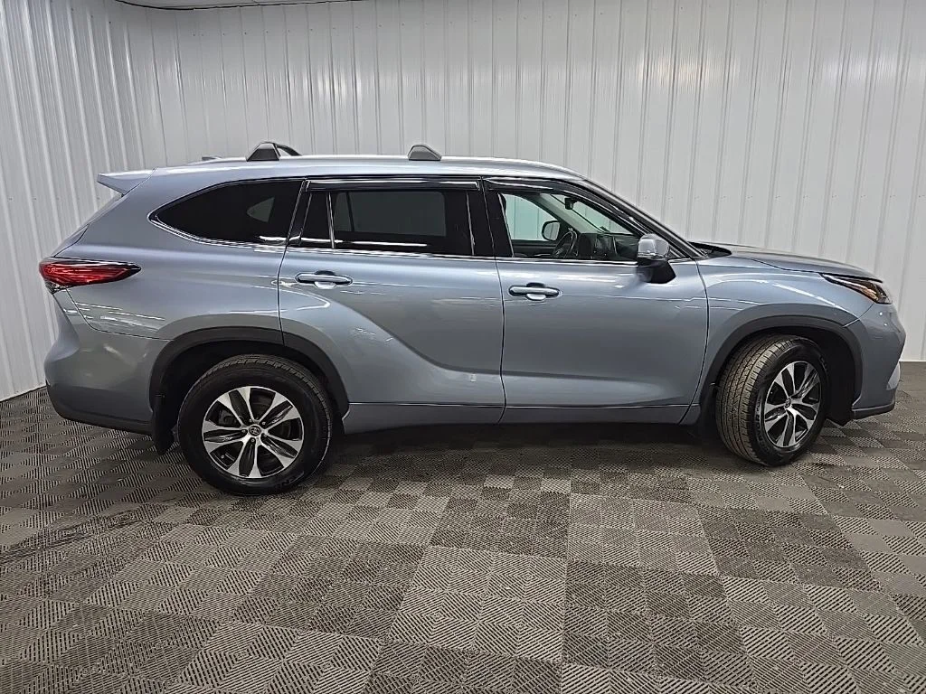 Used 2022 Blue Toyota XLE image 2