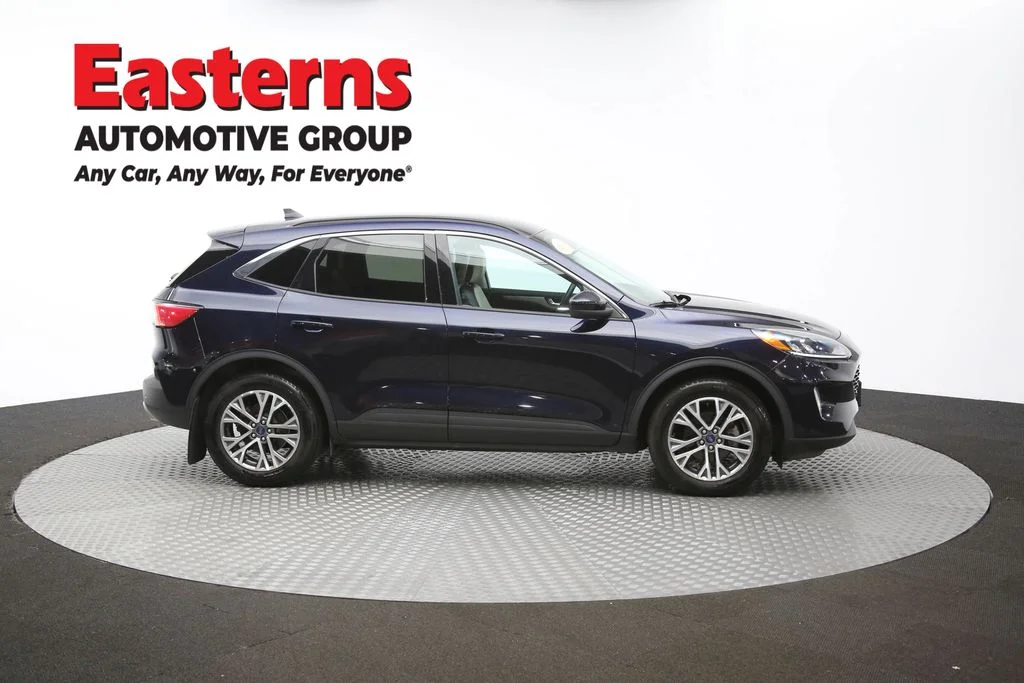 Used 2021 Blue Ford SEL image 44