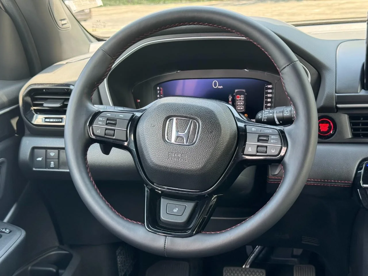 Used 2025 Platinum White Pearl Honda AWD Black Edition image 15