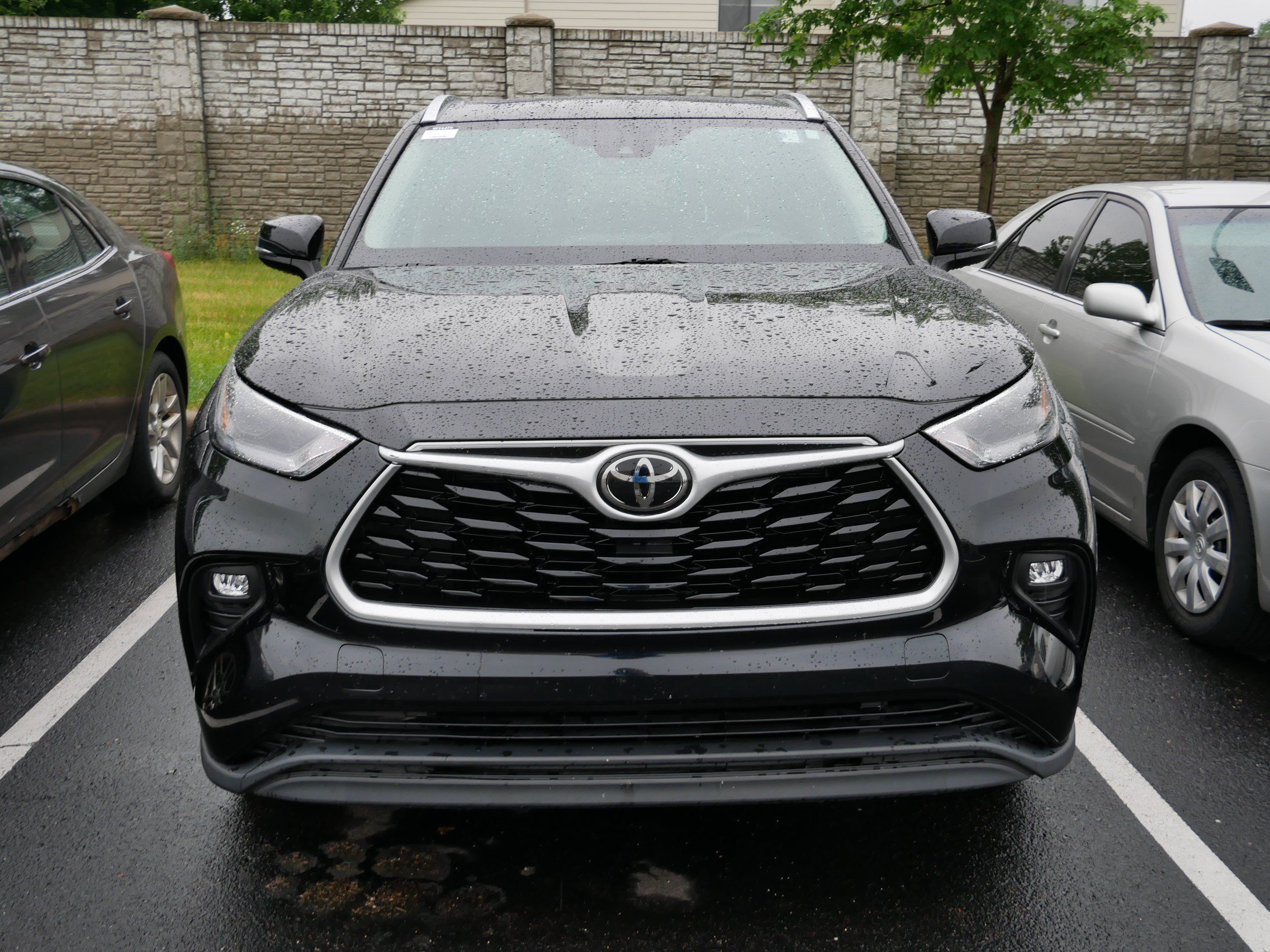 Certified 2024 Toyota RAV4 XLE Premium with VIN 2T3A1RFVXRC480938 for sale in Brooklyn Center, Minnesota