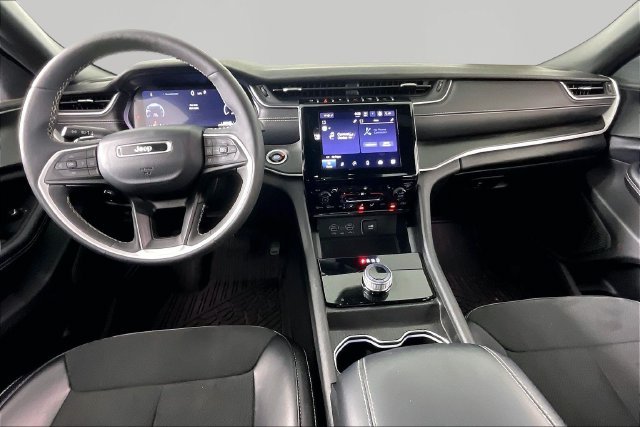 Used 2024 Black Jeep Altitude image 6