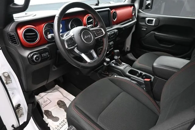 Certified Used 2019 White Jeep Unlimited Rubicon image 9