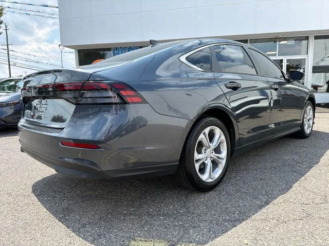 Certified Used 2025 Meteorite Gray Metallic Honda LX image 5
