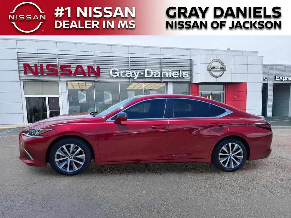 Used 2020 Red Lexus 350 image 4