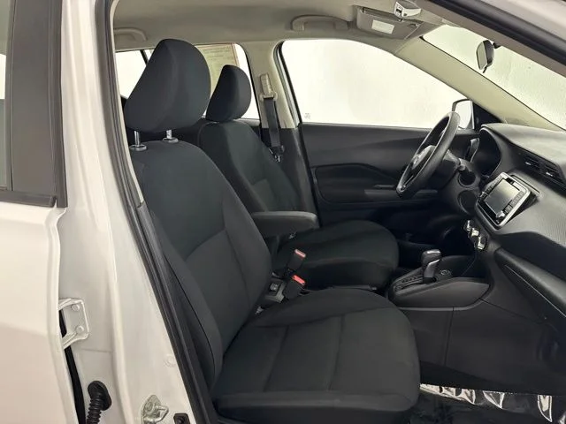 Used 2023 White Nissan S image 20