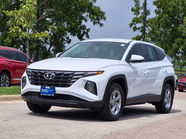 Used 2022 Gray Hyundai SE image 3