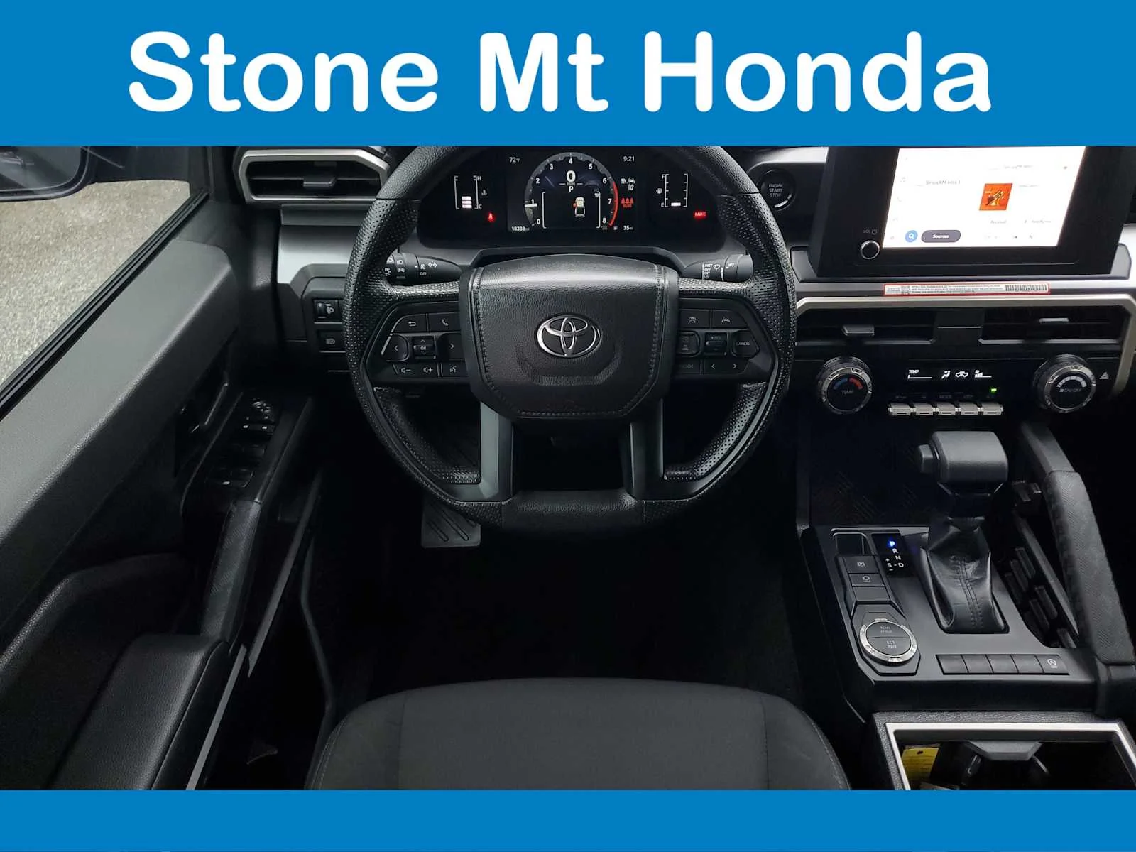 Used 2025 Underground Toyota SR5 image 15