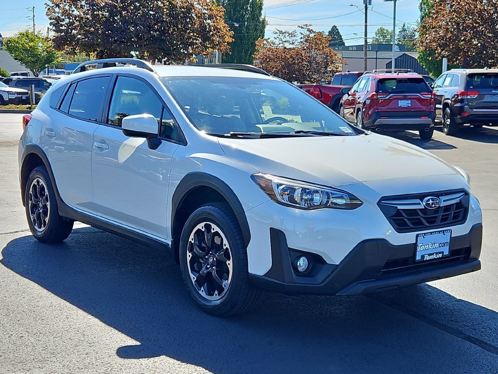Used 2022 White Subaru Premium image 8
