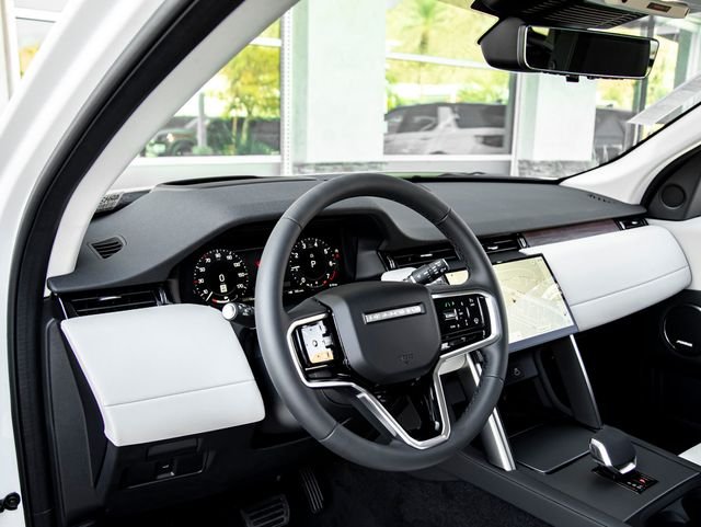 Used 2024 Ostuni Pearl White Land Rover S image 16