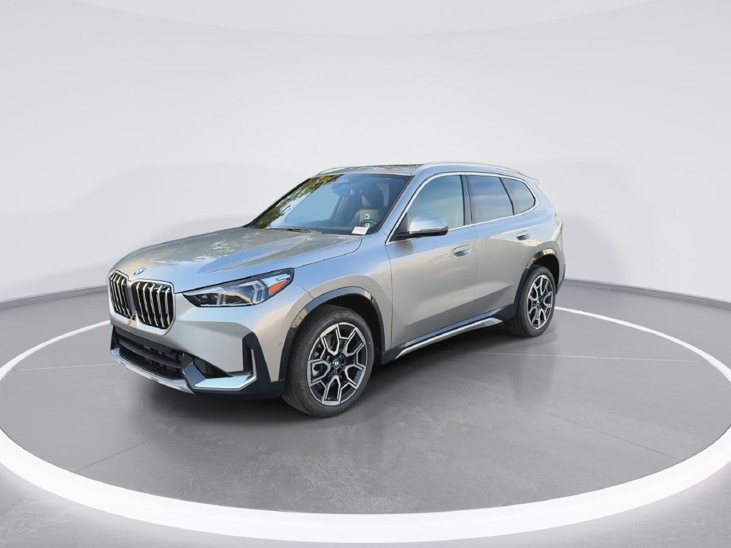 New 2027 Silver Metallic BMW xDrive28i image 4
