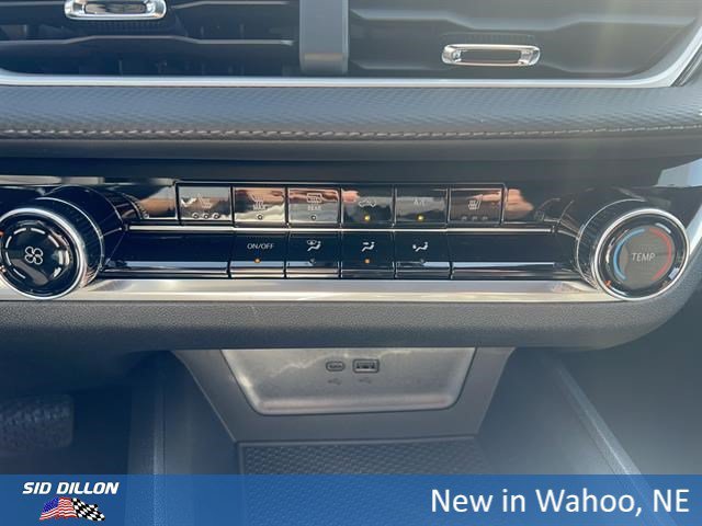 2027 Chevrolet Equinox LT - Photo 15