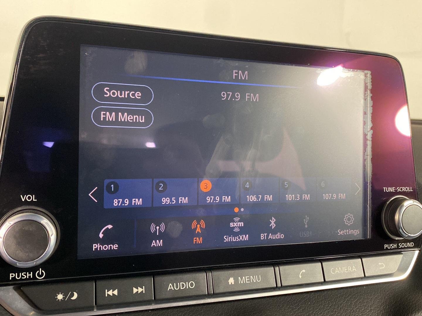 Used 2020 Electric Blue Metallic Nissan SV image 17