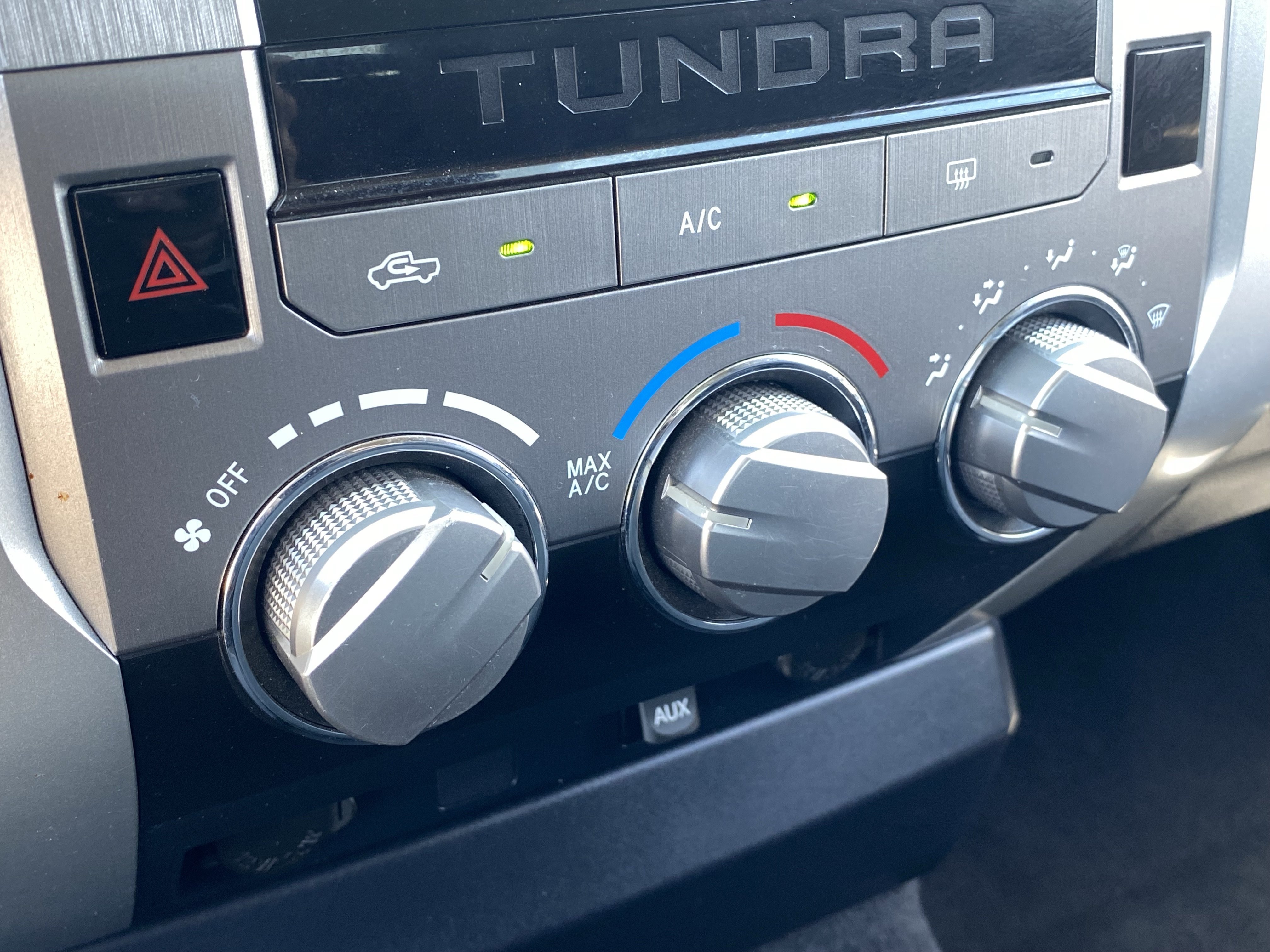 Used 2018 Magnetic Gray Metallic Toyota SR5 image 23