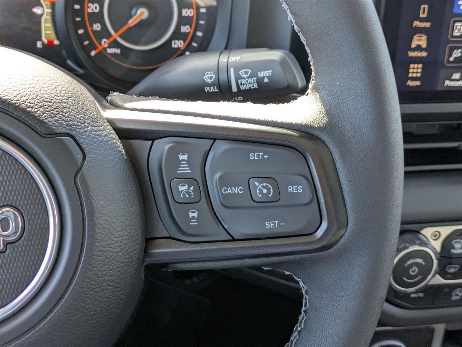 Used 2025 Bright White Clearcoat Jeep Rubicon image 19