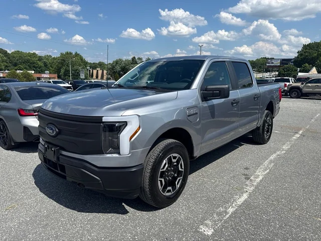 2023 Ford F-150 Lightning Pro