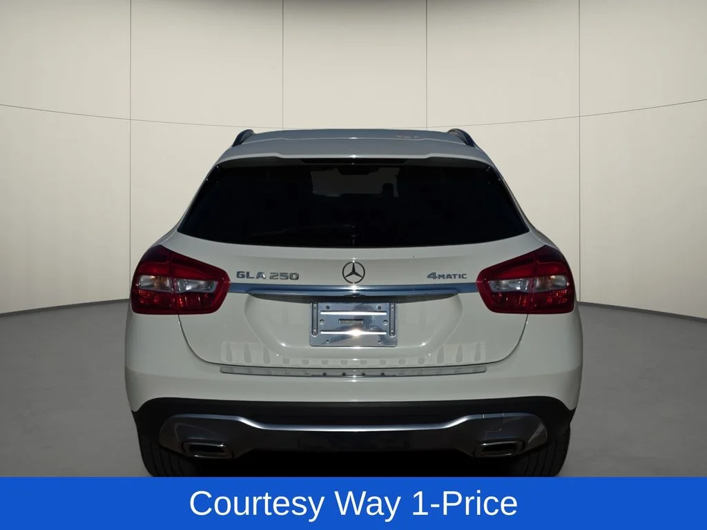 Used 2018 White Mercedes-Benz GLA 250 image 8