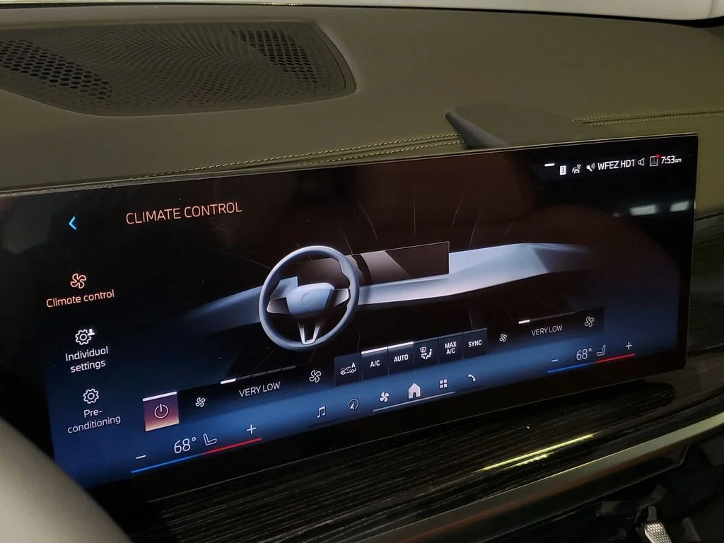 New 2026 Skyscraper Grey Metallic BMW sDrive40i image 21