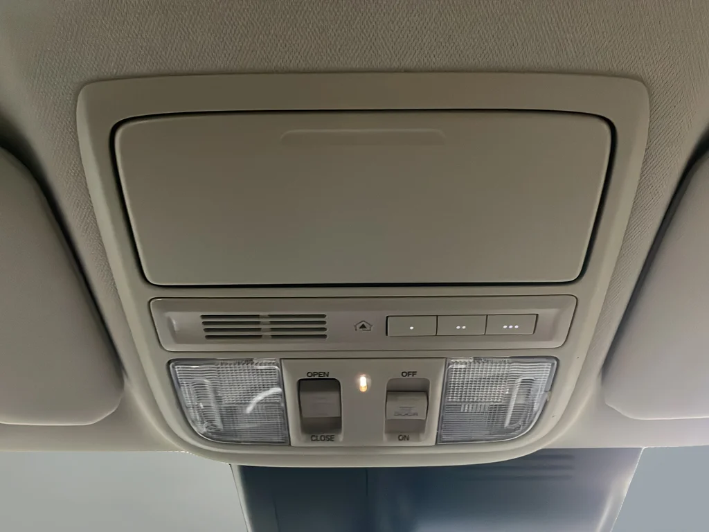 Used 2019  Honda EX-L image 35