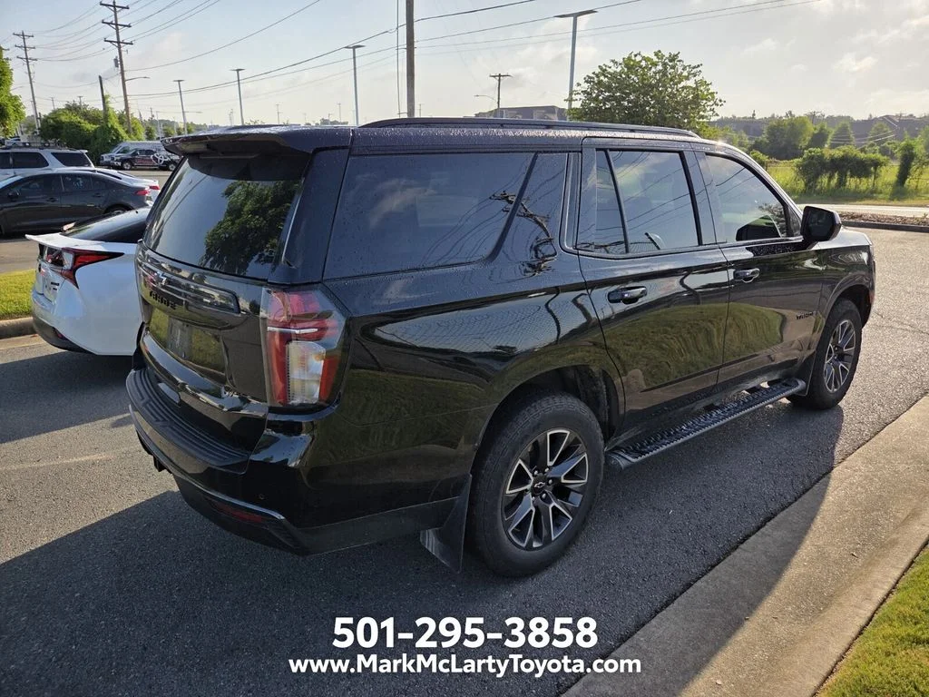 Used 2021 Black Chevrolet Z71 image 10