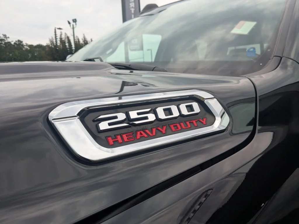 Used 2023 Diamond Black Crystal Pearlcoat Ram Laramie image 30