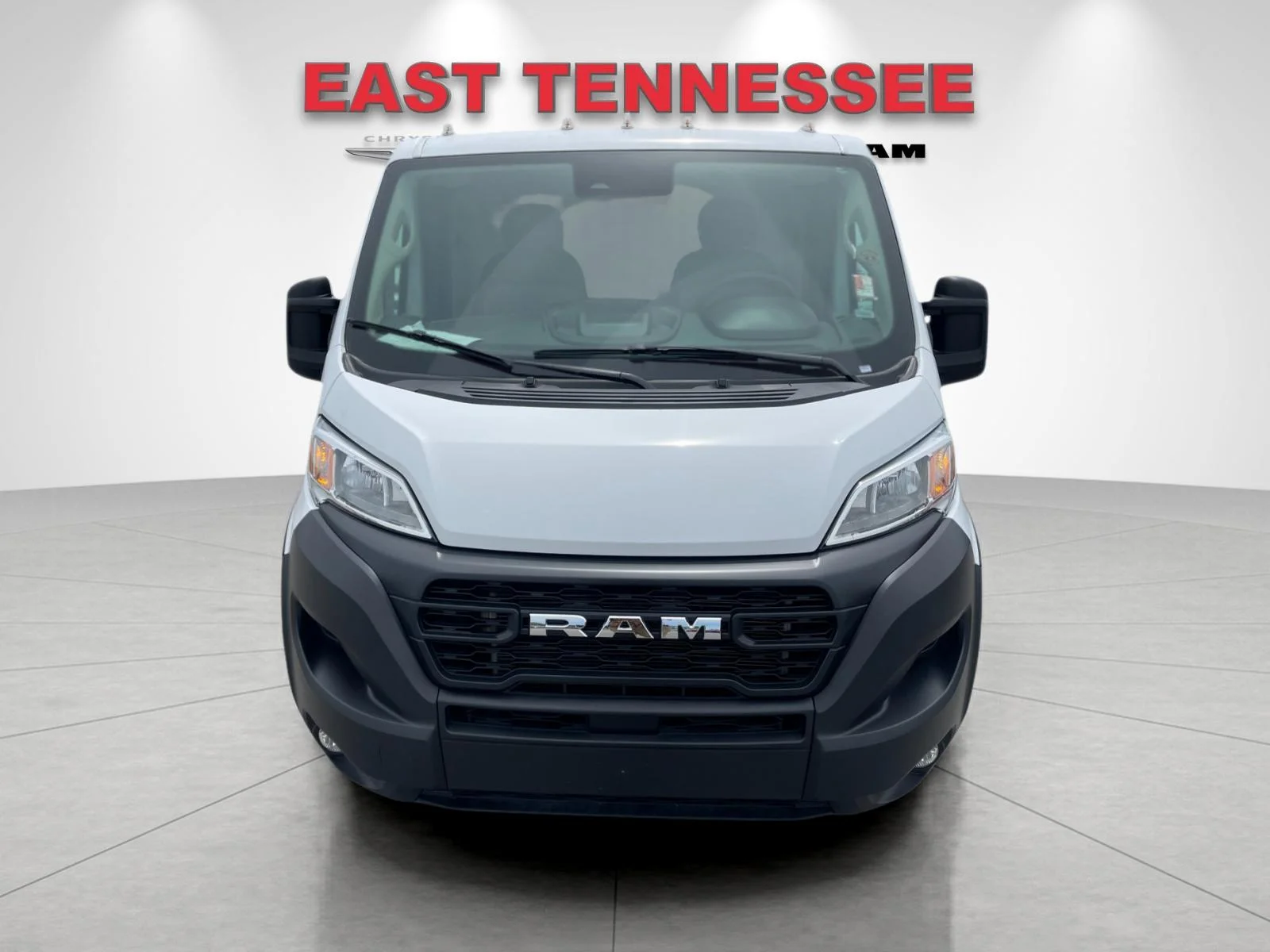 Used 2025 White Ram Base image 9
