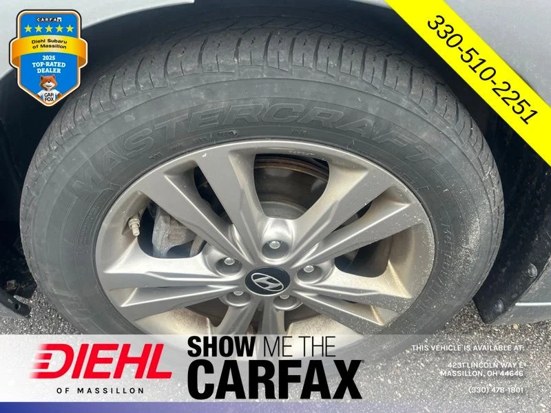 Used 2017 Gray Hyundai SE image 13