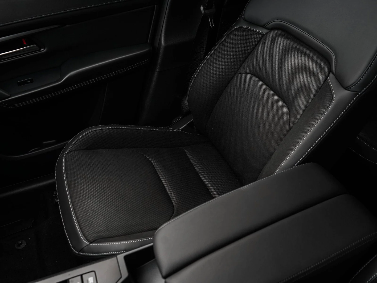 New 2026 Aero Gray Metallic Mazda 2.5 S Preferred AWD image 26
