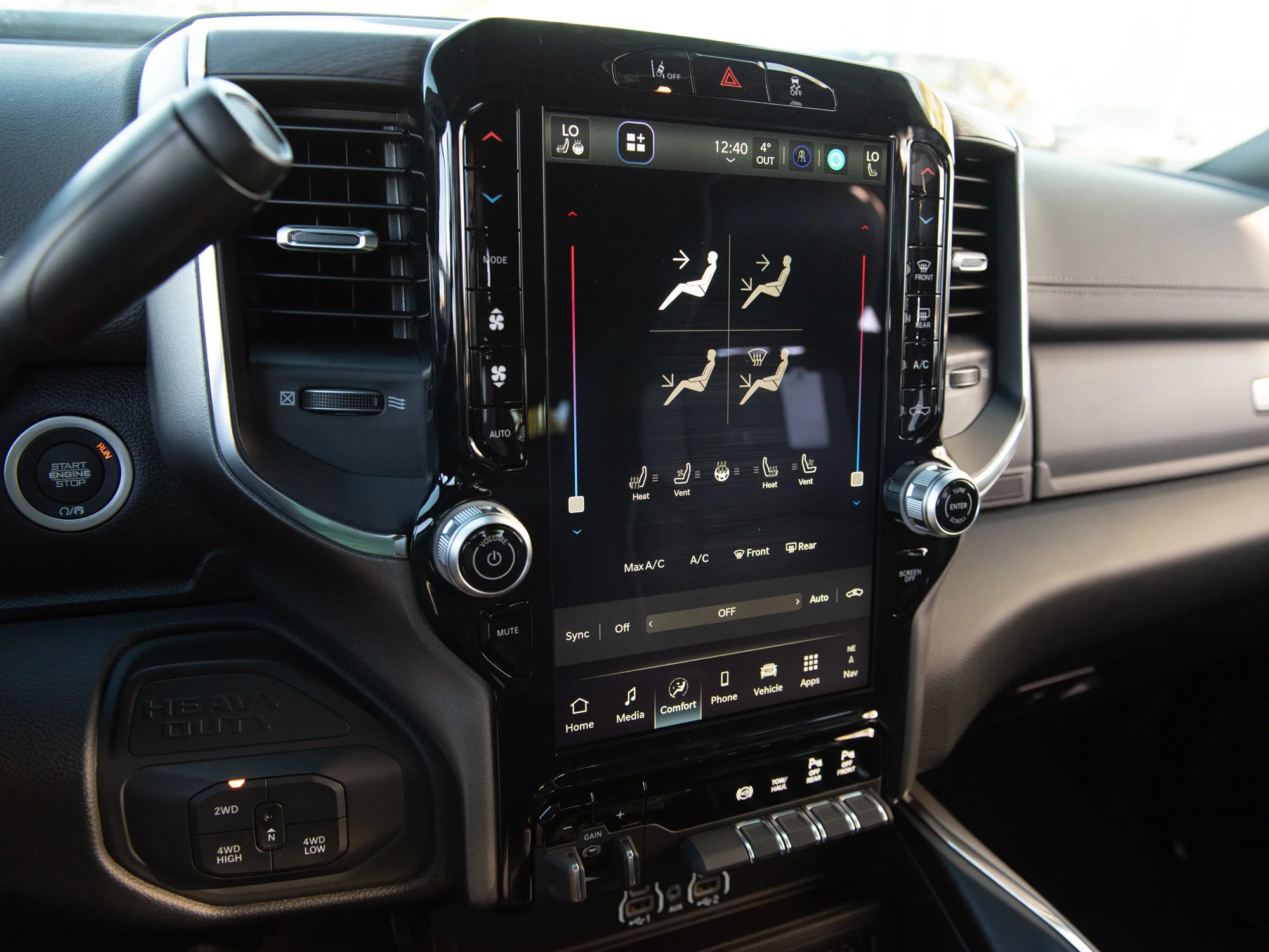 New 2027 Black RAM Laramie* Mega Cab 4x4, Sport Appearance Pkg, Sunroof, Heated/Ventilated Leather image 19