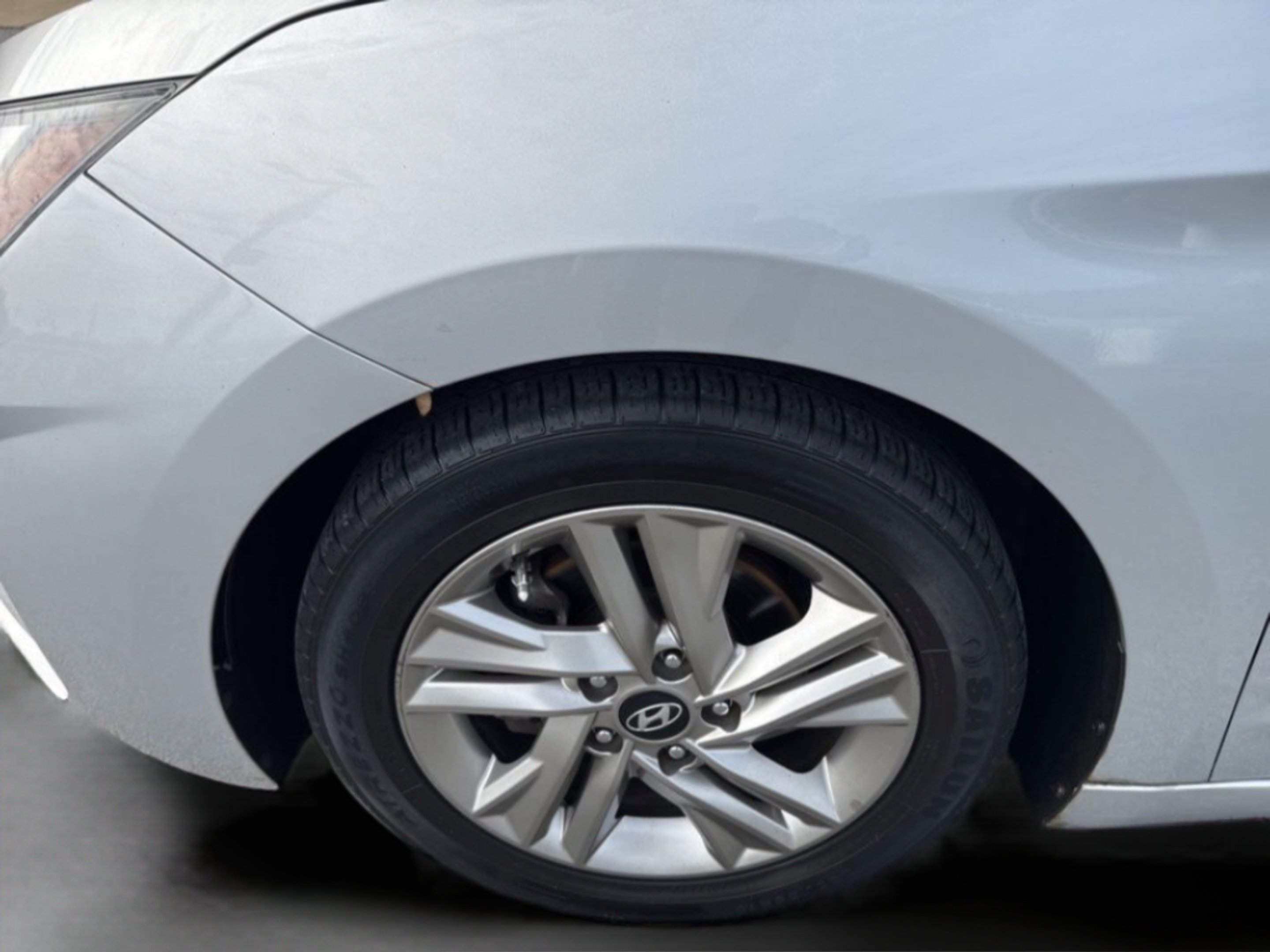 Used 2019 Symphony Silver Hyundai SEL image 30