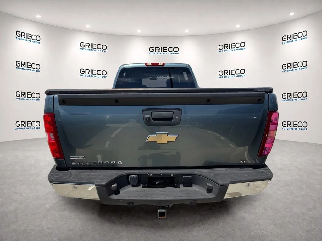 Used 2011 BLUE GRANITE METALLIC Chevrolet LT image 6