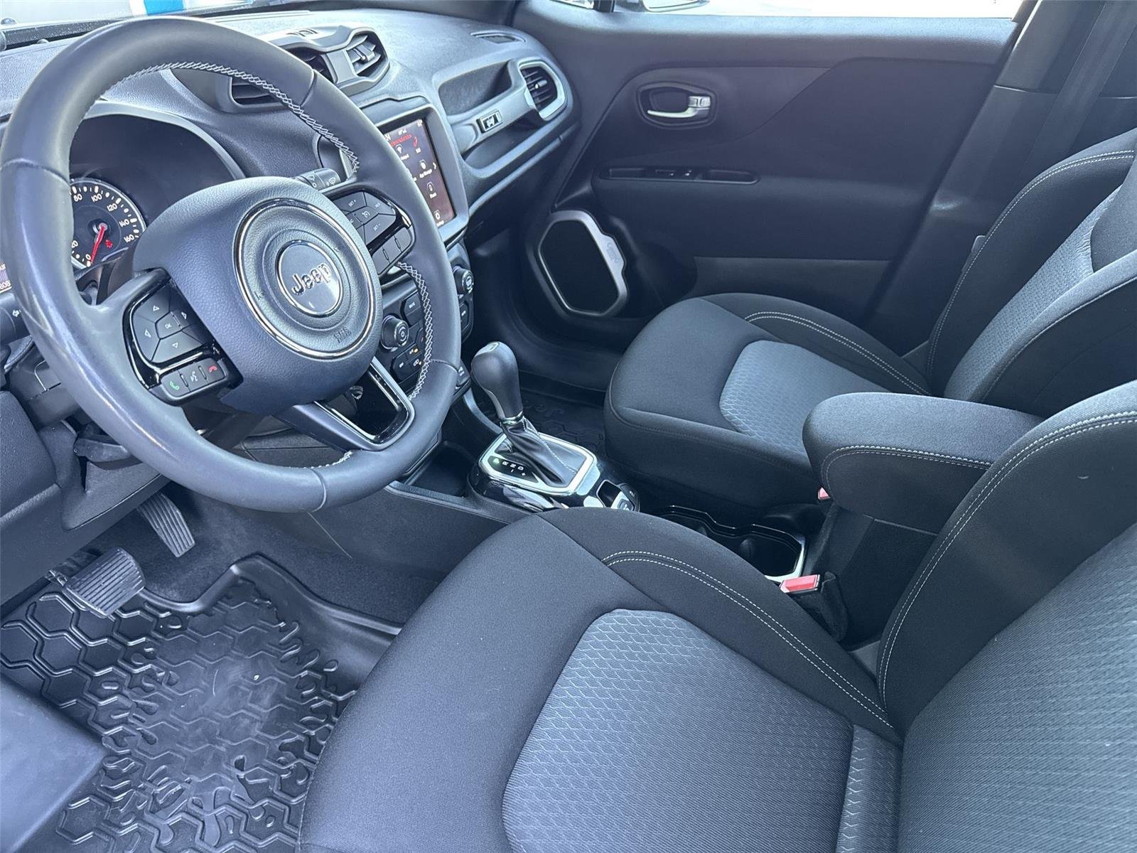2021 Jeep Renegade 80TH Edition - Photo 10