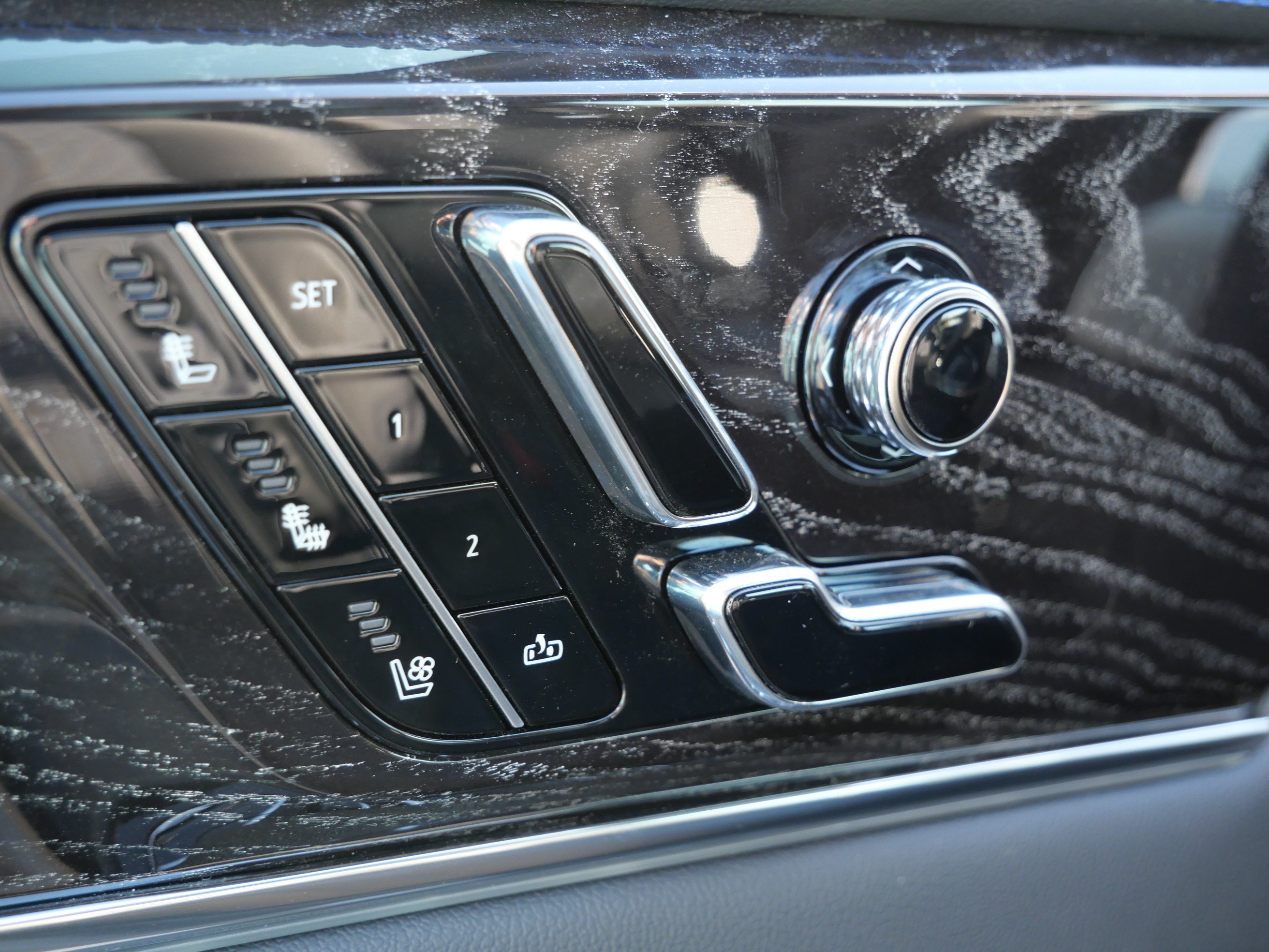 2026 Cadillac Escalade IQ Luxury - Photo 17