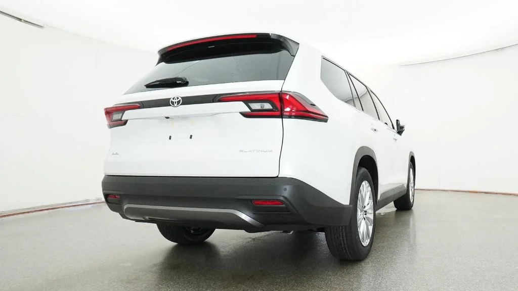 New 2026 Wind Chill Pearl Toyota Platinum image 13