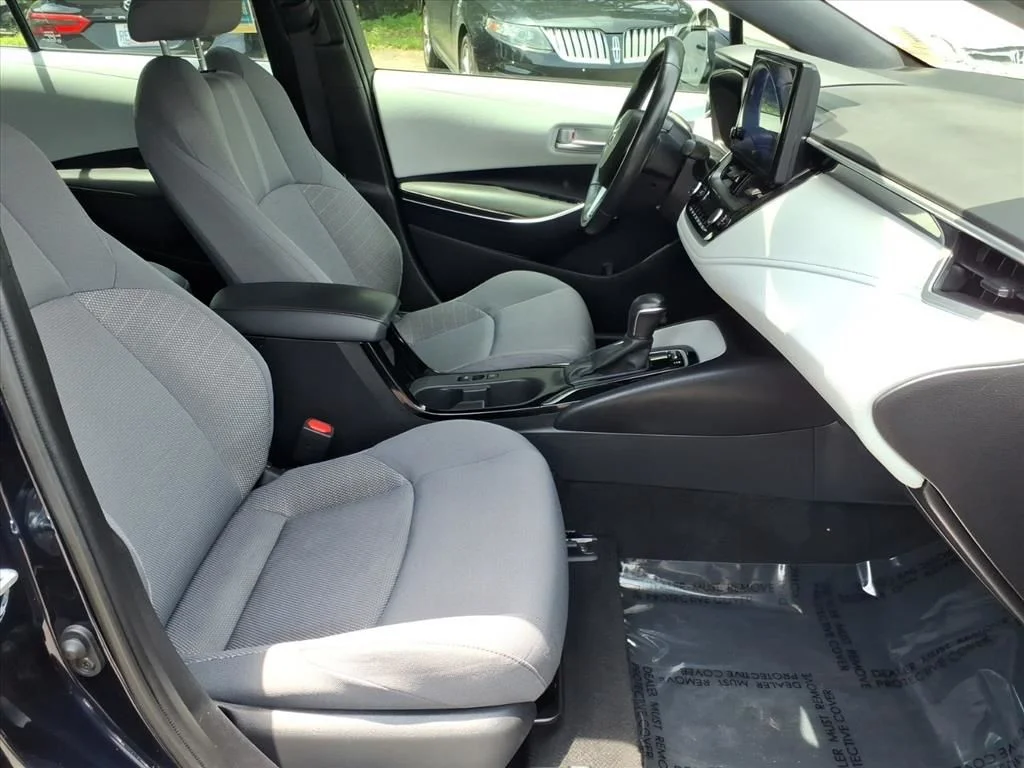 Certified Used 2023  Toyota SE image 25
