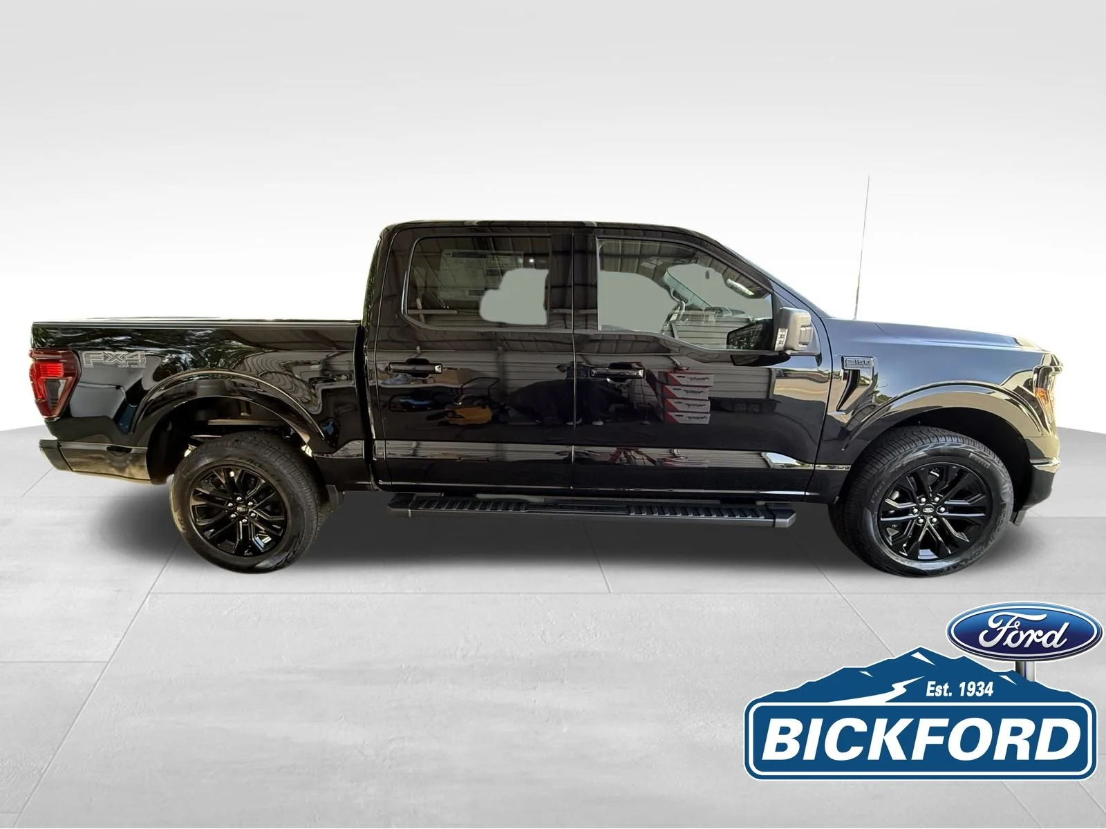 New 2026 Black Ford XLT image 4