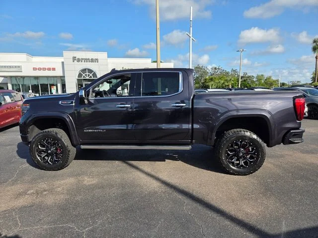 Used 2022 Silver GMC Denali image 4
