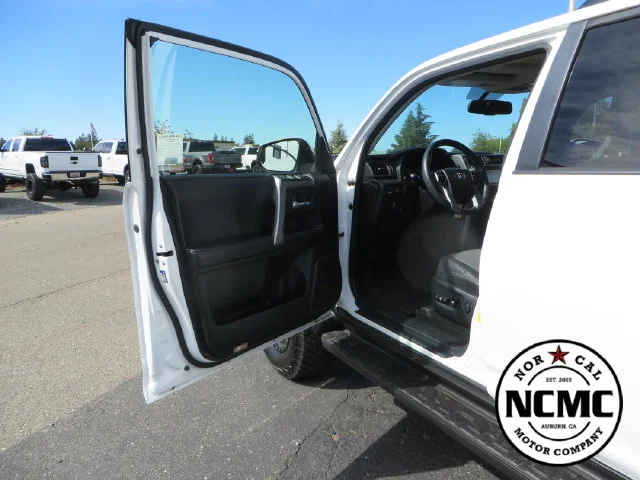 2019 Toyota 4Runner SR5 Premium - Photo 12