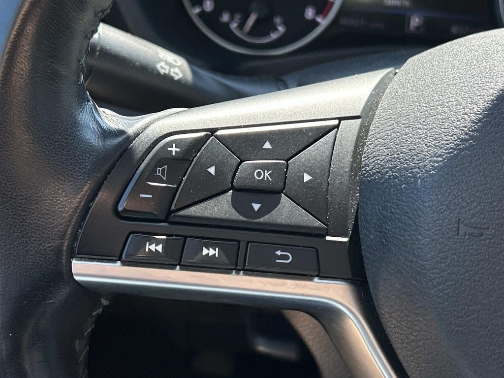 Used 2020 Gray Nissan SV image 21