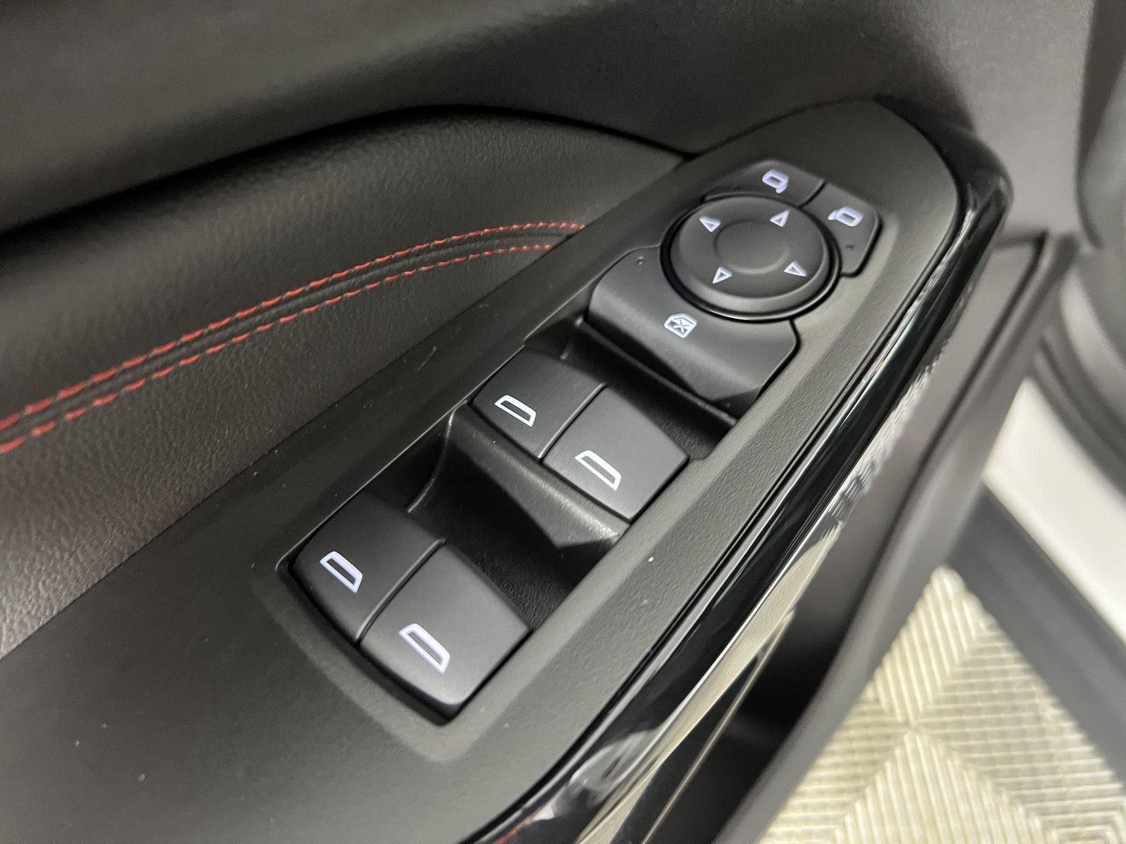 Used 2026 Summit White Chevrolet 2RS image 35
