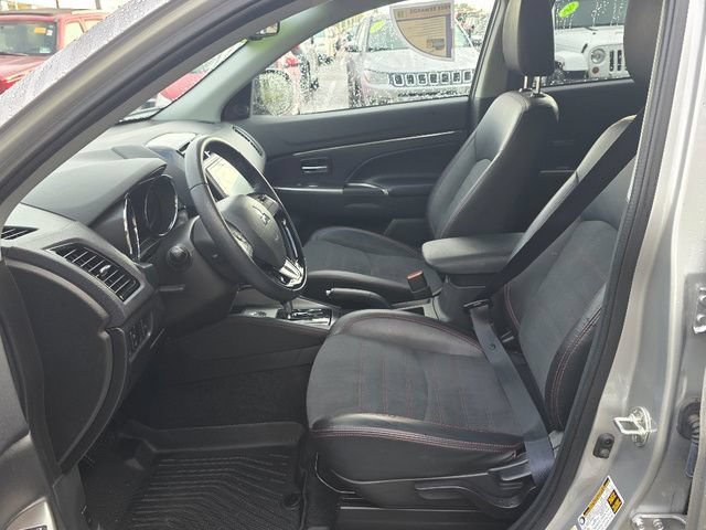 2024 Mitsubishi Outlander Sport SE - Photo 32
