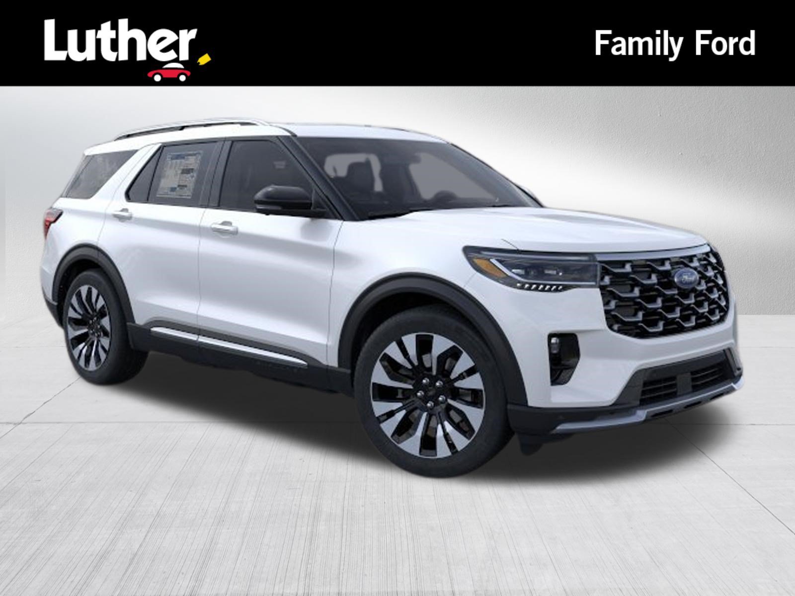 New 2026 Star White Metallic Tri-Coat Ford Platinum image 1